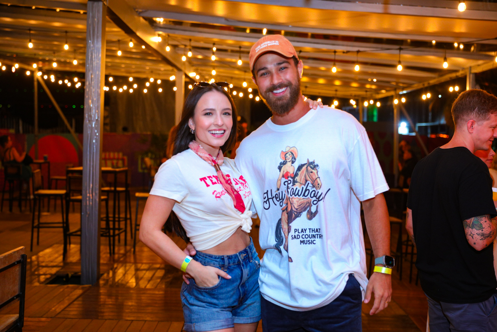 Larissa Manoela E André Luiz Frambach