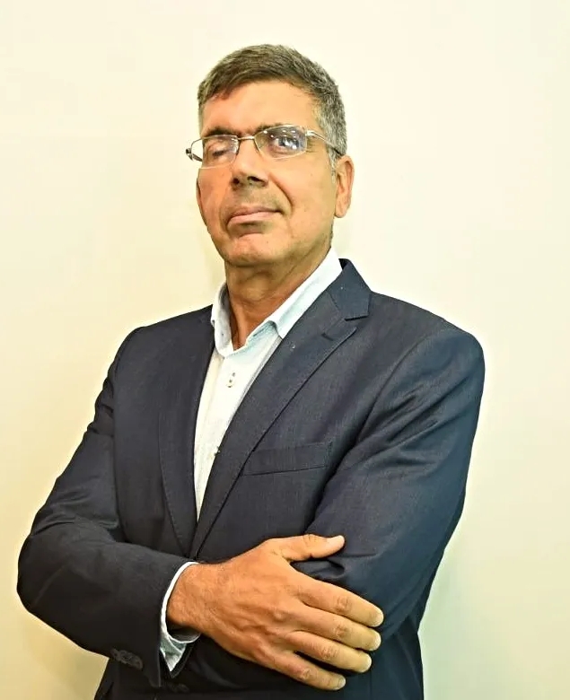 Lauro Chaves tem nota máxima em pós-doutorado na University of Massachusetts