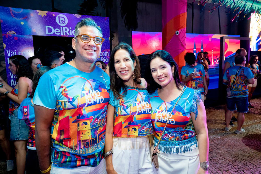 Márcio De Castro, Mariana Matos E Ana Randal