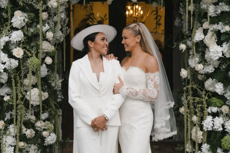 Marta oficializa união com Carrie Lawrence em cerimônia intimista nos Estados Unidos