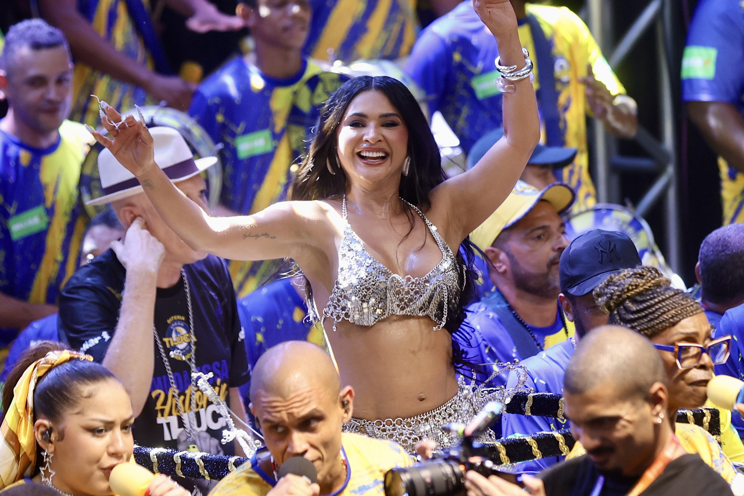 Unidos da Tijuca celebra 94 anos no Rio de Janeiro com festa grandiosa e presença das escolas do Grupo Especial