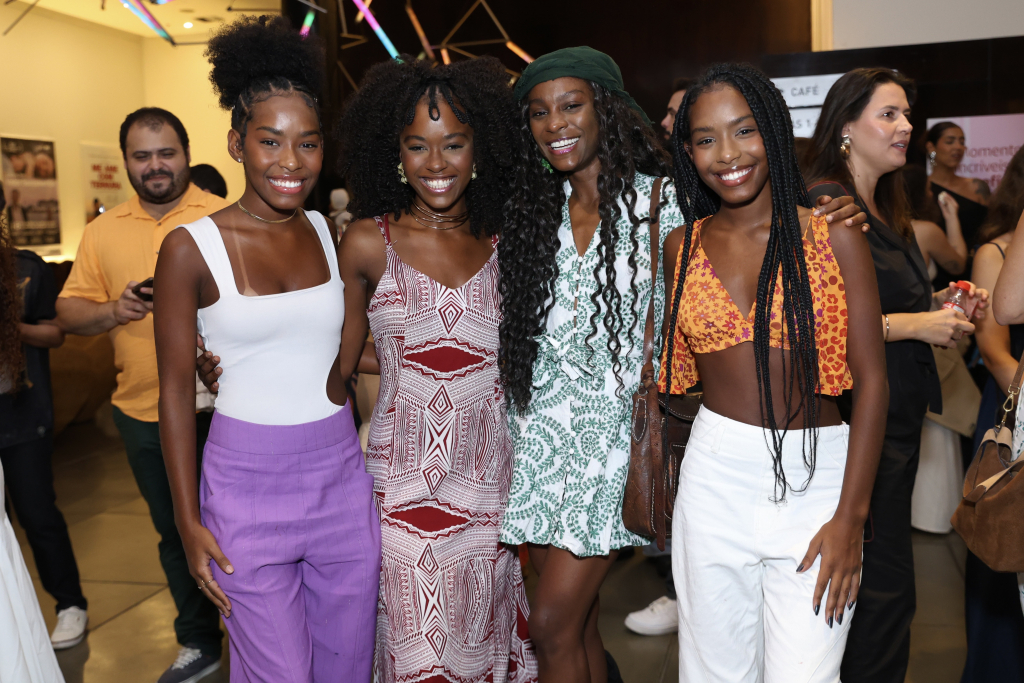 Nicolly Fernandes, Jeniffer Dias, Duda E Helena Ferreira