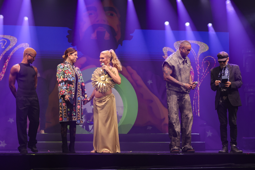 Noite De Aclamação (1)