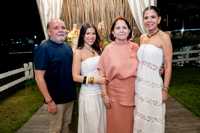 B-DAY - Surpresa à beira-mar marca os 60 anos de Maria Lúcia Negrão no Iate Clube de Fortaleza