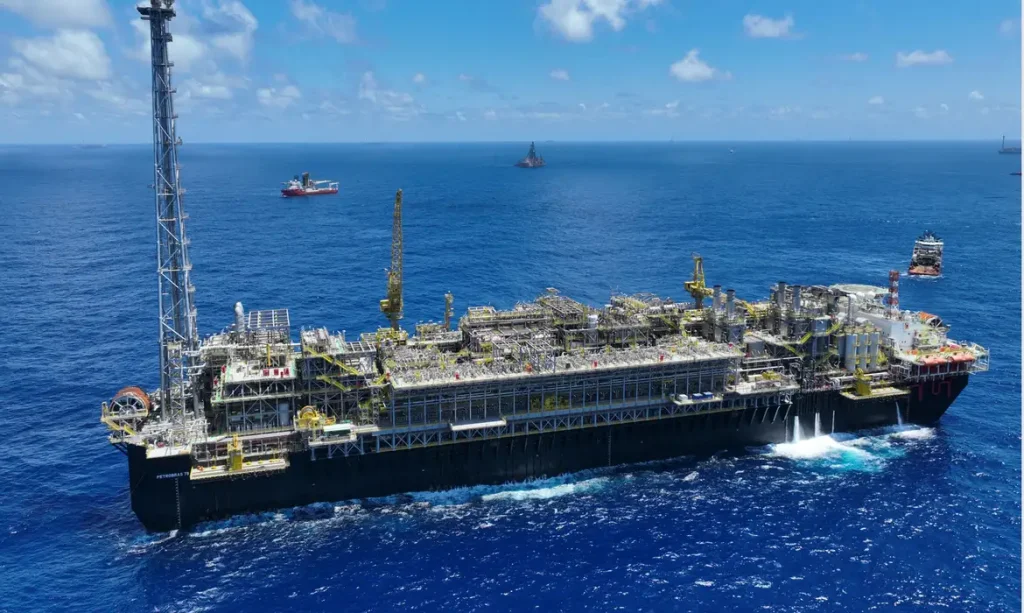 Petrobras, Plataforma De Petróleo