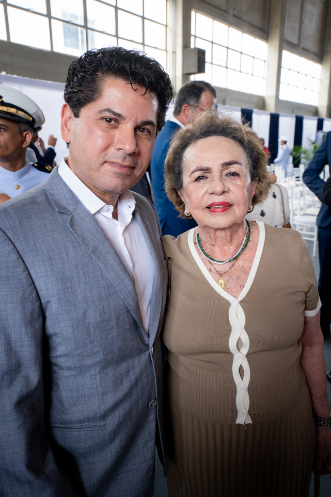 Pompeu Vasconcelos E Eliane Pimentel