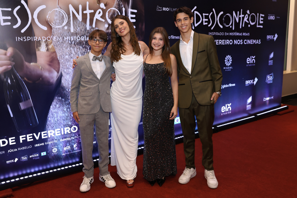 Rafa Fuchs, Carolina Dieckmmann, Manu Guimarães E Stefano Agostini