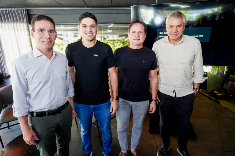 Almoço Connect - AJE Fortaleza reúne jovens empresários para talk estratégico com Deco Montenegro