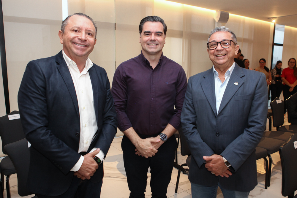 Roberto Loreiro, Felipe Rocha E Paulo Nogueira(1)