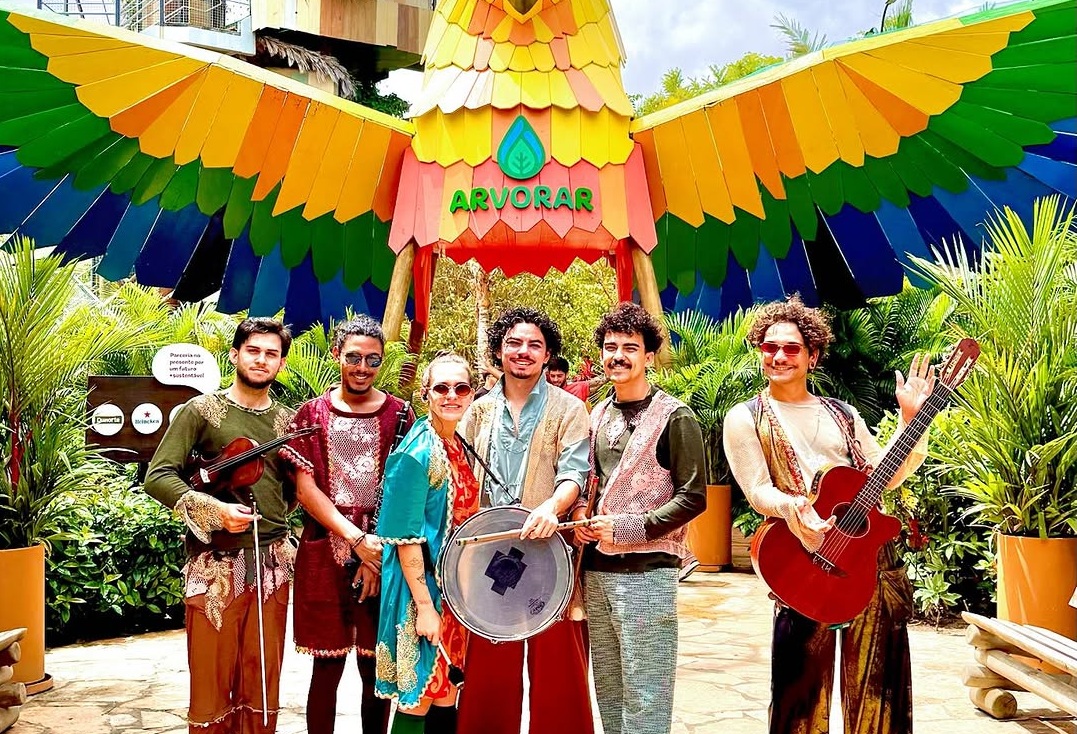 Cataboom anima férias do Parque Arvorar com espetáculo musical e consciência ambiental