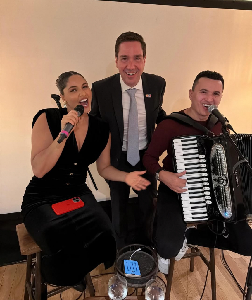 Saveclip.app 619663159 18416785108186366 1346057590951002407 N