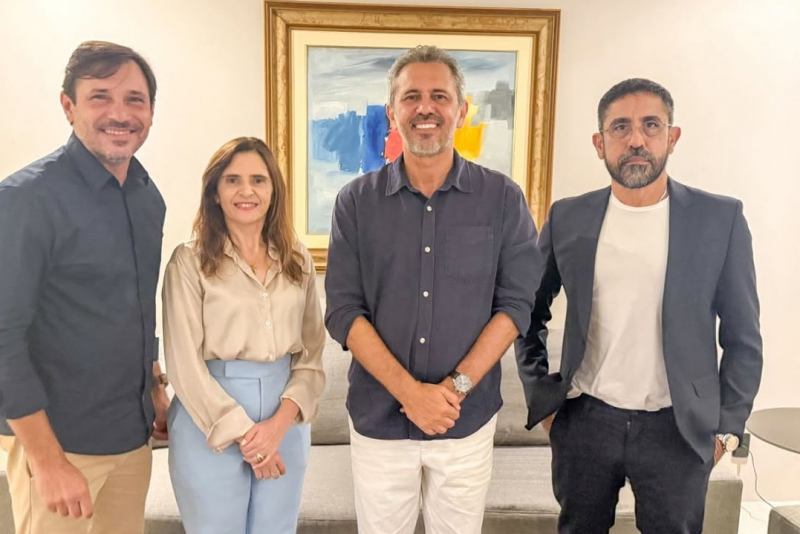 Governo do Ceará e Prefeitura de Fortaleza asseguram reajuste do piso do magistério