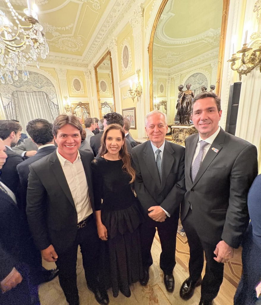 Saveclip.app 621436833 18417049318186366 1620759821840271818 N