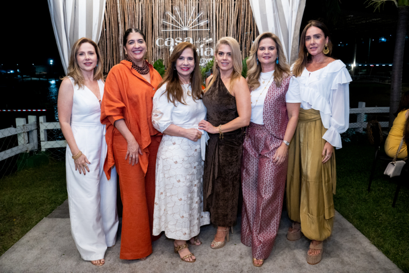 Brinde Especial - Sunset party no Iate Clube de Fortaleza marca nova idade de Letícia Studart