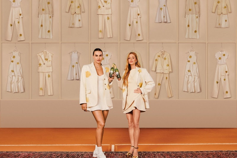 Marina Ruy Barbosa e Aryna Sabalenka unem moda e tênis em collab dourada da Stella Artois