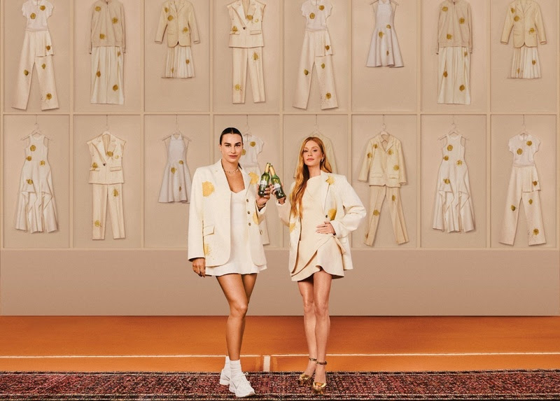 Marina Ruy Barbosa e Aryna Sabalenka unem moda e tênis em collab dourada da Stella Artois