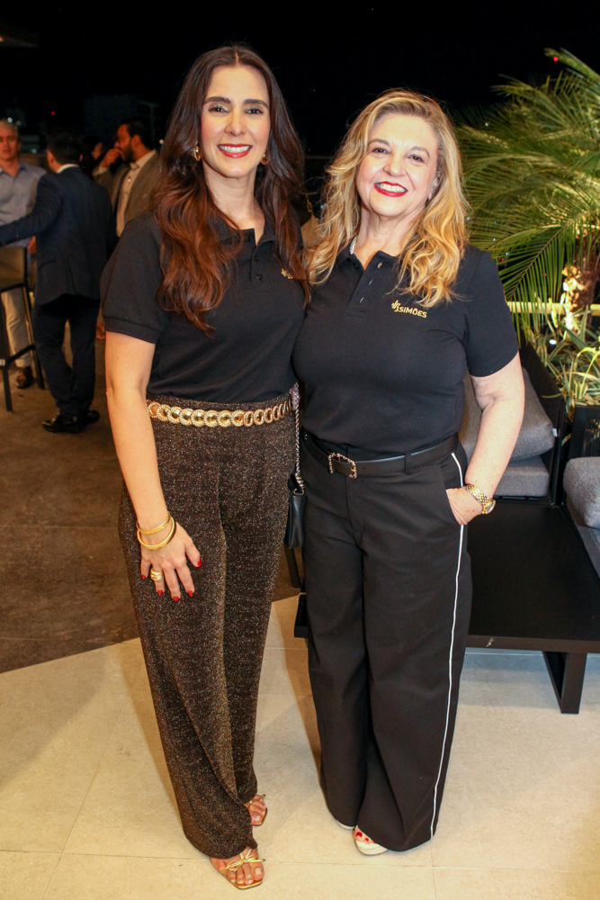 Vivian E Jacqueline Simões (3)