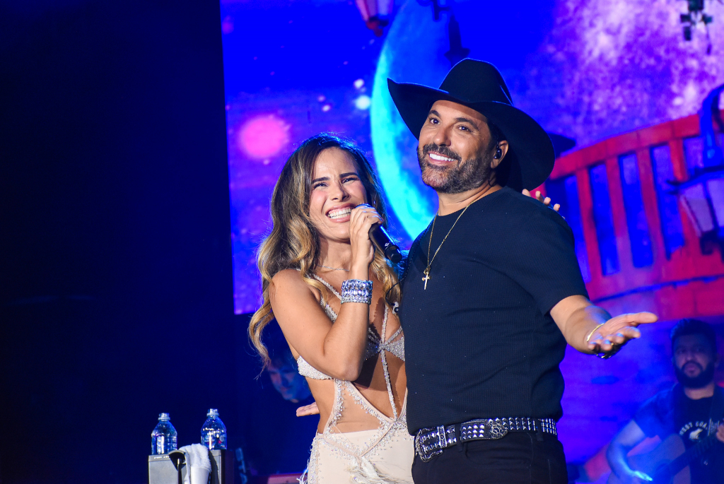 Wanessa Camargo Com Edson E Hudson (1)