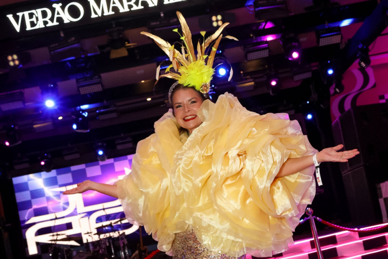 Verão Maravilha - Baile de Máscaras do Fairmont Rio encerra Carnaval 2026 em clima disco