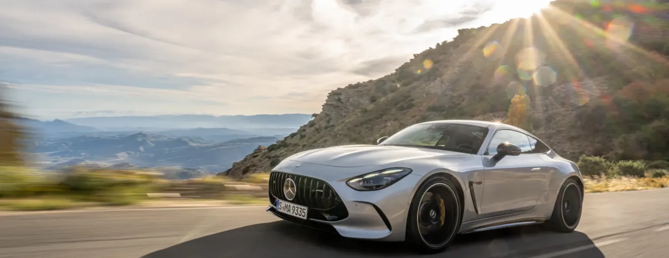 Mercedes-AMG acelera, diversifica modelos e crava novo recorde de vendas no Brasil