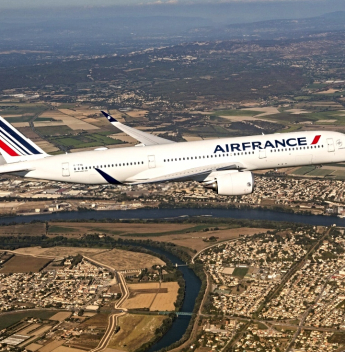 Air France-KLM reverte prejuízo e lucra € 585 milhões no 4º trimestre