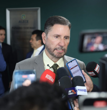 Alece adere ao Pacto Nacional contra o Feminicídio e reforça mobilização histórica em defesa das mulheres