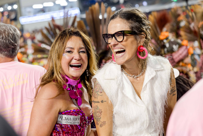 Carnaval carioca - Astro britânico Matt Smith curte a Sapucaí direto do Camarote Alma Rio