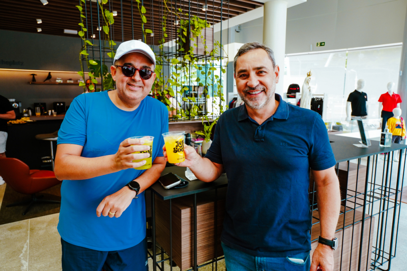 Lifestyle Premium - Porsche Center Fortaleza promove experiência sensorial de bartending para convidados