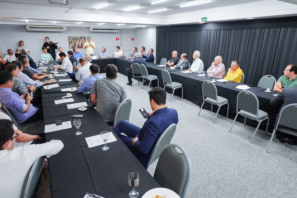 Amigos Em Ação Com Luiz Roberto Barcelos (1)