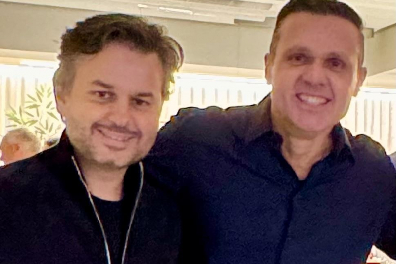 Brinde à Vida - Eduardo Diogo marca seus 55 anos com celebração intimista e convidados especiais