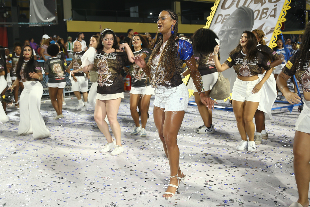 Beija Flor Ensaia Na Sapucaí