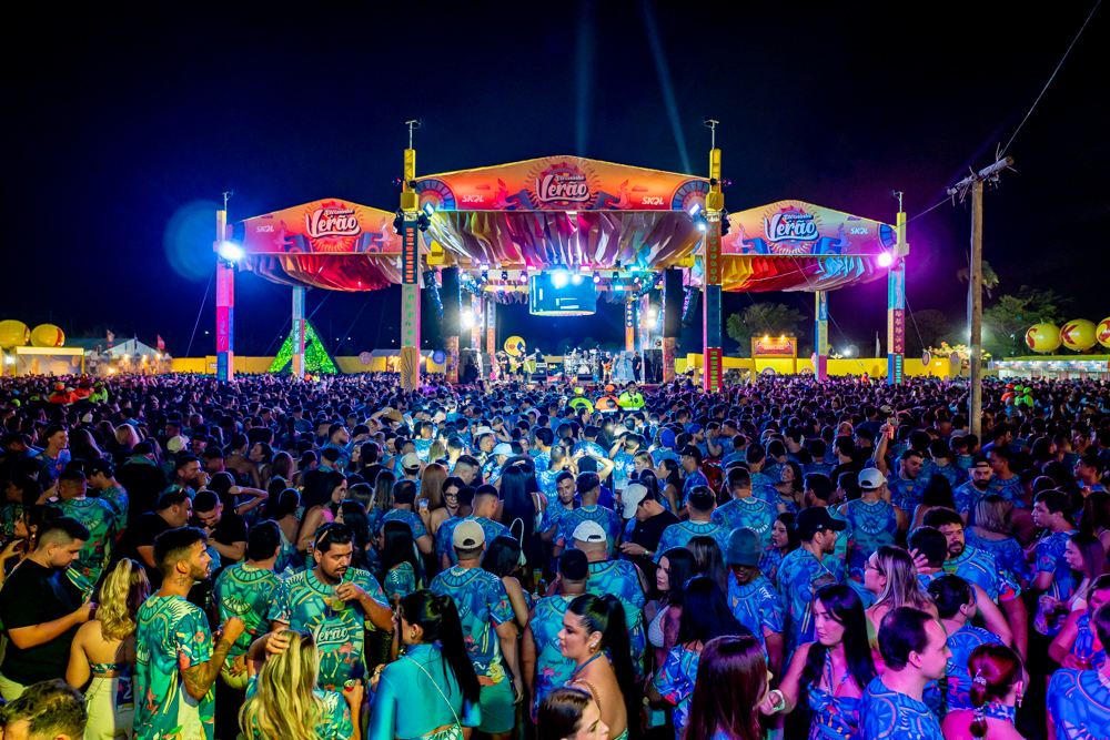 Ciclo carnavalesco deve injetar R$ 1,15 bi na economia de Fortaleza, aponta Observatório do Turismo