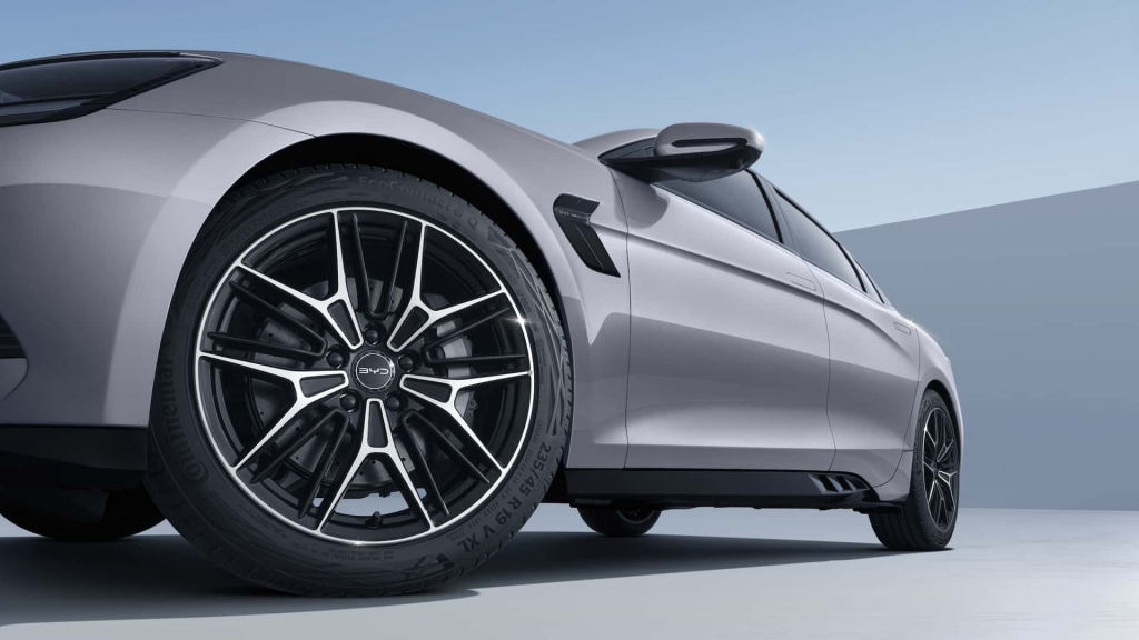 Byd Renova Seal Para O Mercado Europeu