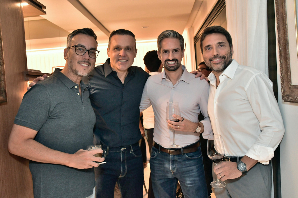 Carlos Eduardo Vasquez, Eduardo Diogo, Luis Arrobas E Juliano Di Pietro