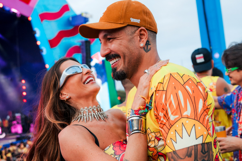 Festival premium - Carvalheira na Ladeira reúne Anitta, Gusttavo Lima e Ne-Yo em domingo histórico de Carnaval em Olinda