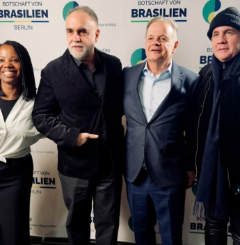 Ricardo Bacelar prestigia estreia de Karim Aïnouz em Berlim e celebra sucesso do cinema brasileiro