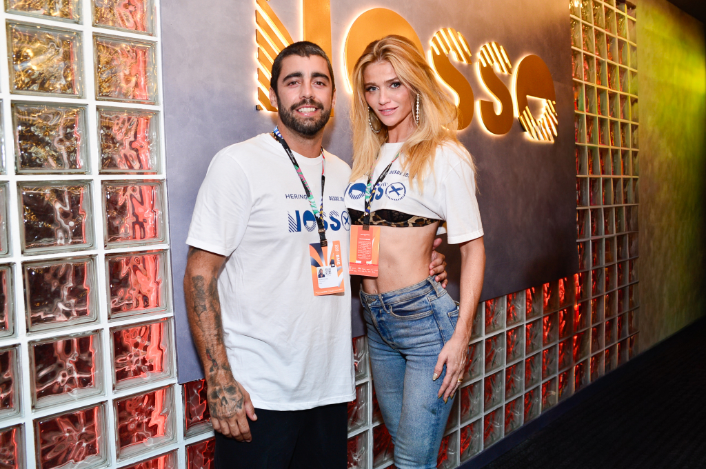 Cíntia Dicker E Pedro Scooby