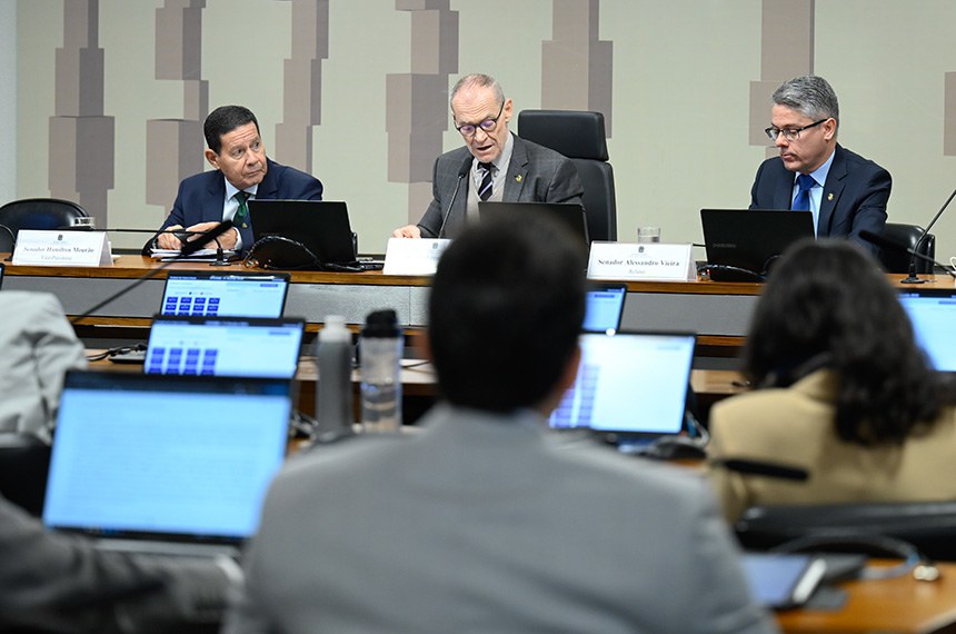 CPI do Crime Organizado cancela audiências com governadores previstas para esta semana