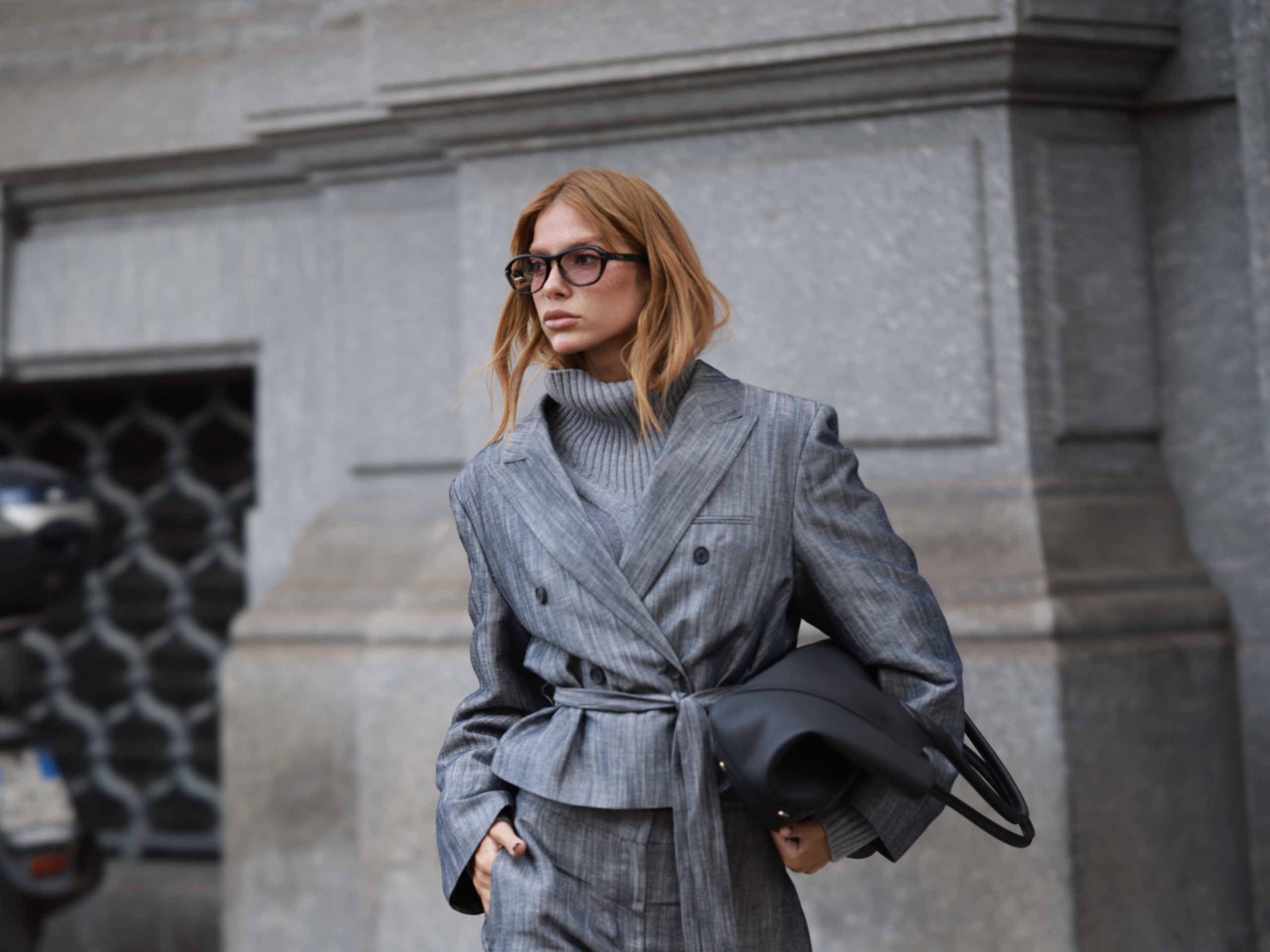 Jordanna Maia acompanha desfile da BOSS em Milão e divide front row com David Beckham