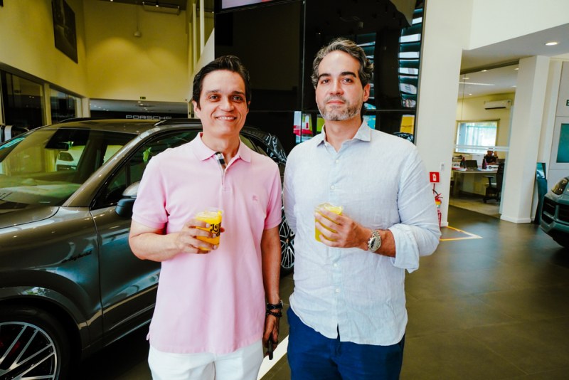 Lifestyle Premium - Porsche Center Fortaleza promove experiência sensorial de bartending para convidados