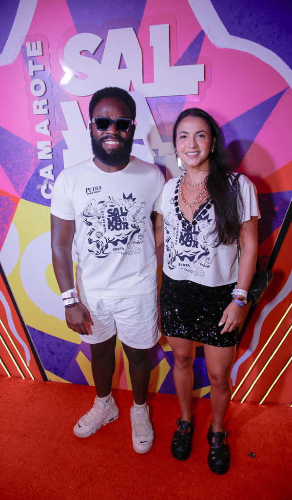 Douglas Silva E Carolina Britto