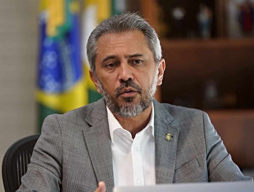 Elmano aposta em Camilo e Cid para coordenar reeleição no Ceará
