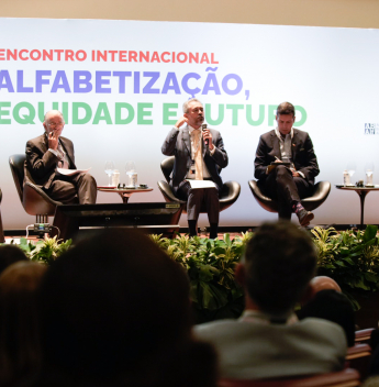 O modelo cearense que transformou alfabetização em estratégia de desenvolvimento