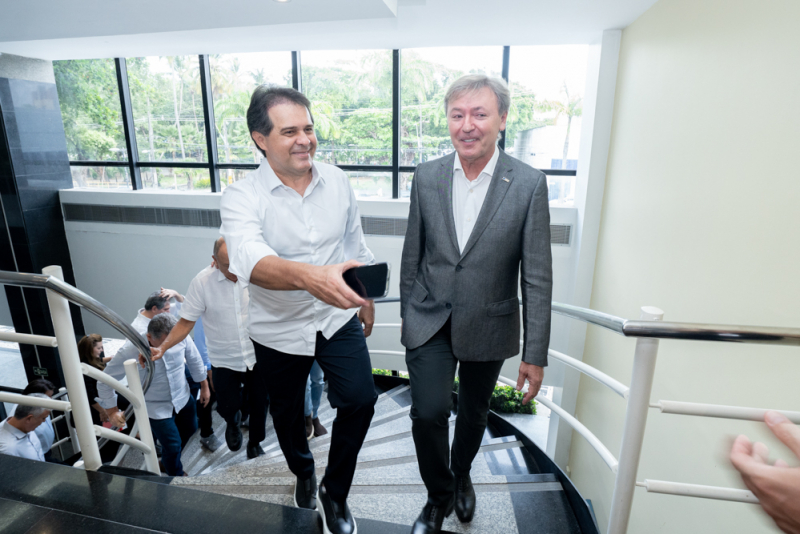CDL Fortaleza recebe prefeito Evandro Leitão em encontro que projeta os 300 anos da Capital