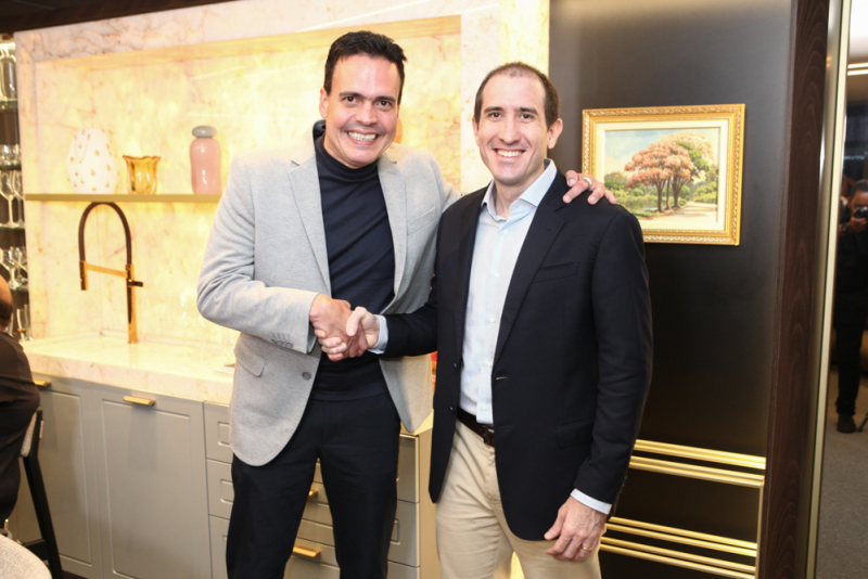 Presidência articulada - Seacec empossa Luiz Fernando Bittencourt para mandato 2026–2030