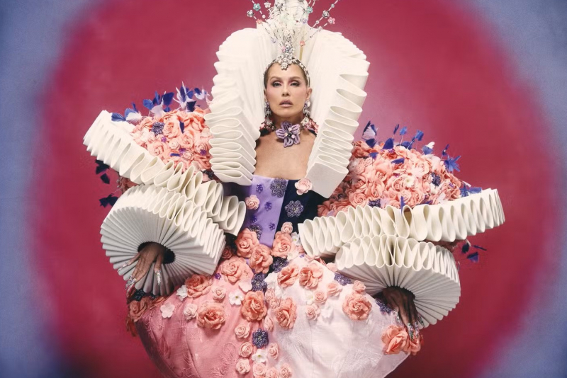 Folia couture - Baile da Vogue transforma o Copacabana Palace em passarela de criatividade e alta-costura