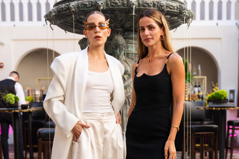 Former Versace Mansion - Naty D’Elia Benevides brilha em Miami na apresentação do novo projeto artístico de Malu Mesquita