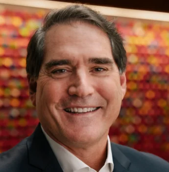 Brasileiros assumem comando de gigantes globais e reforçam protagonismo corporativo do País