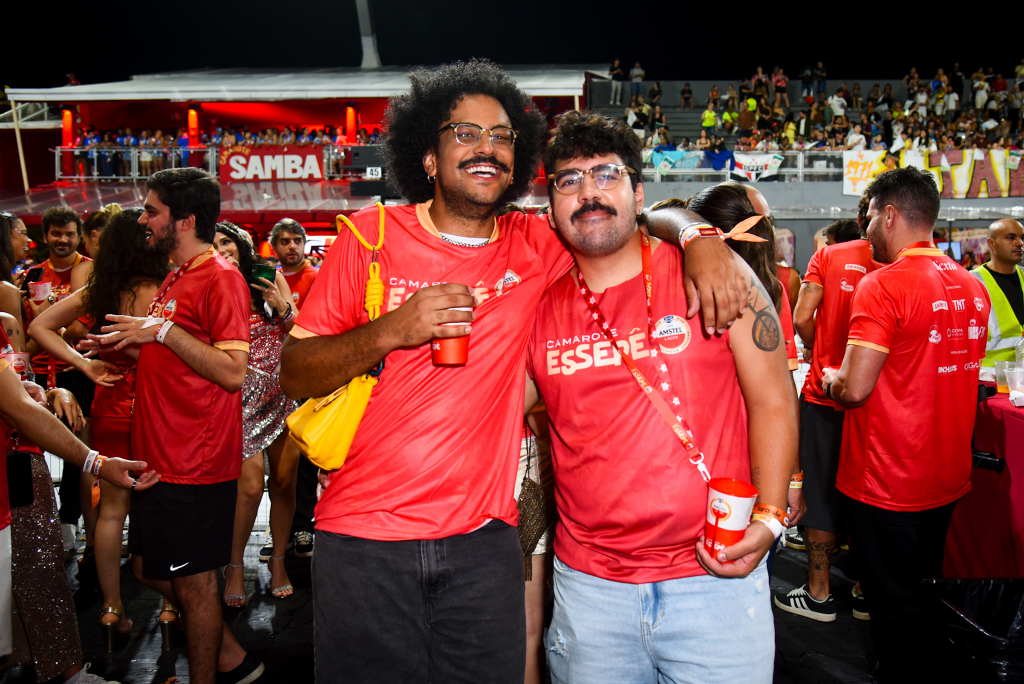 João Pedrosa E Namorado