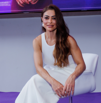 Juliana Paes, Bruna Biancardi e famosas prestigiam inauguração da Casa Lilás em São Paulo